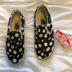 Kids classic Vans slip on shoes